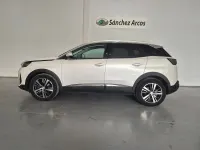 Usado Peugeot 3008 Allure 130 CV (95 kW) 2021 Blanco SUV