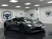 Usado Ferrari SF90 1001 CV (736 kW) 2022 Gris Coupe