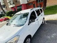 Usado Dacia Lodgy Comfort 102 CV (75 kW) 2019 Blanco Monovolumen