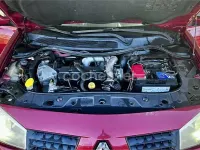 Usado Renault Mégane Extreme 120 CV (88 kW) 2006 Rojo Berlina