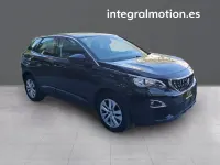 Usado Peugeot 3008 Active 130 CV (95 kW) 2018 Negro SUV