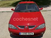 Usado Renault Mégane Coupé Sportway 105 CV (77 kW) 2002 Rojo Coupe