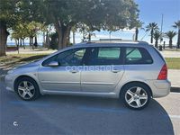 Usado Peugeot 307 110 CV (80 kW) 2003 Gris / plata Familiar