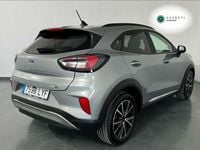 Usado Ford Puma Titanium 125 CV (91 kW) 2022 Gris SUV