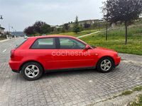 Usado Audi A3 Attraction 130 CV (95 kW) 2002 Rojo Utilitario