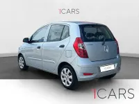 Usado Hyundai i10 Comfort 69 CV (50 kW) 2013 Gris / plata Utilitario