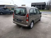 Usado Citroën Berlingo Feel 100 CV (73 kW) 2015 Beige Monovolumen