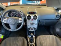 Usado Opel Corsa Enjoy 80 CV (58 kW) 2007 Verde Utilitario