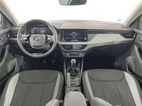 Usado Skoda Scala Selection 116 CV (85 kW) 2024 Azul Utilitario