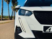 Usado Peugeot 2008 Active 110 CV (80 kW) 2021 Blanco SUV