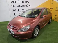 Usado Peugeot 307 110 CV (80 kW) 2003 Naranja Berlina