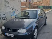 Usado VW Golf IV Highline 115 CV (84 kW) 2000 Gris / plata Berlina