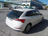 Usado Skoda Scala Active 95 CV (69 kW) 2022 Blanco Utilitario