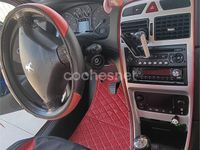 Usado Peugeot 307 90 CV (66 kW) 2006 Granate Berlina