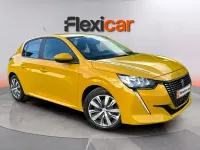 Usado Peugeot 208 Active 101 CV (74 kW) 2020 Amarillo Utilitario
