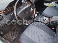 Usado Mercedes E300 Elegance 177 CV (130 kW) 1997 Verde Berlina