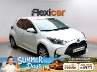 Usado Toyota Yaris Business Edition 116 CV (85 kW) 2022 Azul Utilitario
