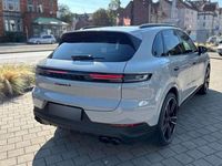 Usado Porsche Cayenne S E-Hybrid 519 CV (381 kW) 2024 Gris SUV