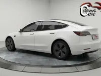 Käytetty Tesla Model 3 Standard Range 239 kW (325 HP) 2021 Valkoinen Sedan