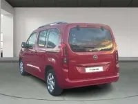 Usado Opel Combo Life Selective 110 CV (80 kW) 2019 Rojo Monovolumen