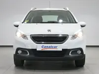 Usado Peugeot 2008 Active 92 CV (67 kW) 2015 Blanco SUV