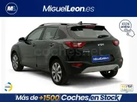 Usado Kia Stonic 84 HP (61 kW) 2023 Preto SUV