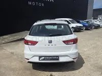 Usado Seat Leon Reference 115 CV (84 kW) 2019 Blanco Familiar
