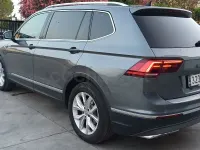 Usado VW Tiguan Allspace Sportline 150 CV (110 kW) 2019 Gris / plata SUV