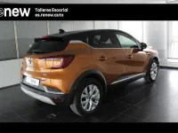 Usado Renault Captur Zen 159 CV (116 kW) 2020 Naranja SUV