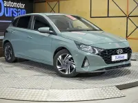Begagnad Hyundai i20 100 HK (73 kW) 2022 Grön Halvkombi