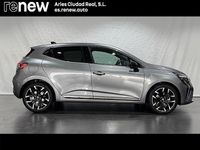 Begagnad Renault Clio V Techno 145 HK (106 kW) 2025 Grå Sedan