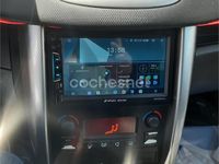 Usado Peugeot 207 70 CV (51 kW) 2008 Rojo Berlina