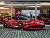 Usado Ferrari SF90 1013 CV (745 kW) 2023 Rojo Descapotable