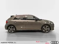 Usado Audi A1 Sportback 116 CV (85 kW) 2025 Gris Utilitario