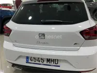 Usado Seat Ibiza FR 110 CV (80 kW) 2023 Blanco Utilitario