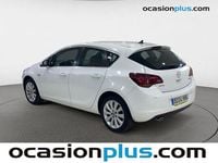 Usado Opel Astra Enjoy 140 CV (102 kW) 2011 Blanco Berlina