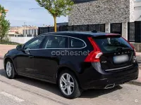 Usado Volvo V60 285 CV (209 kW) 2014 Negro Familiar