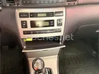 Usado Toyota Corolla Sol 110 CV (80 kW) 2003 Negro Berlina