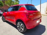 Usado Suzuki Swift GLX 111 CV (81 kW) 2018 Rojo Utilitario