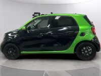 Usado Smart ForFour Electric Drive 60 kW (82 CV) 2017 Negro Utilitario