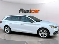 Usado Seat Leon FR 130 CV (95 kW) 2023 Blanco Familiar