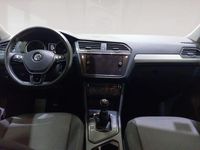 Usado VW Tiguan Edition 131 CV (96 kW) 2020 Gris SUV