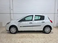 Usado Renault Clio IV Business 90 CV (66 kW) 2012 Blanco Berlina
