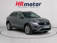 Usado VW T-Roc Life 150 CV (110 kW) 2022 Gris SUV