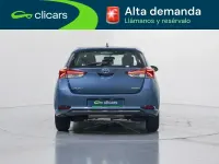 Usado Toyota Auris Hybrid Active 136 CV (100 kW) 2019 Azul Berlina