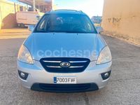 Usado Kia Carens 115 CV (84 kW) 2007 Gris / plata Monovolumen
