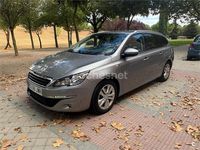 Usado Peugeot 308 SW Style 130 CV (95 kW) 2017 Gris / plata Familiar
