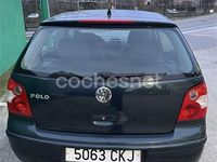 Usado VW Polo Trendline 75 CV (55 kW) 2003 Verde Berlina