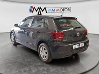 Usado VW Polo Edition 80 CV (58 kW) 2019 Gris / plata Utilitario