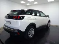 Usado Peugeot 3008 Active 131 CV (96 kW) 2019 Blanco SUV